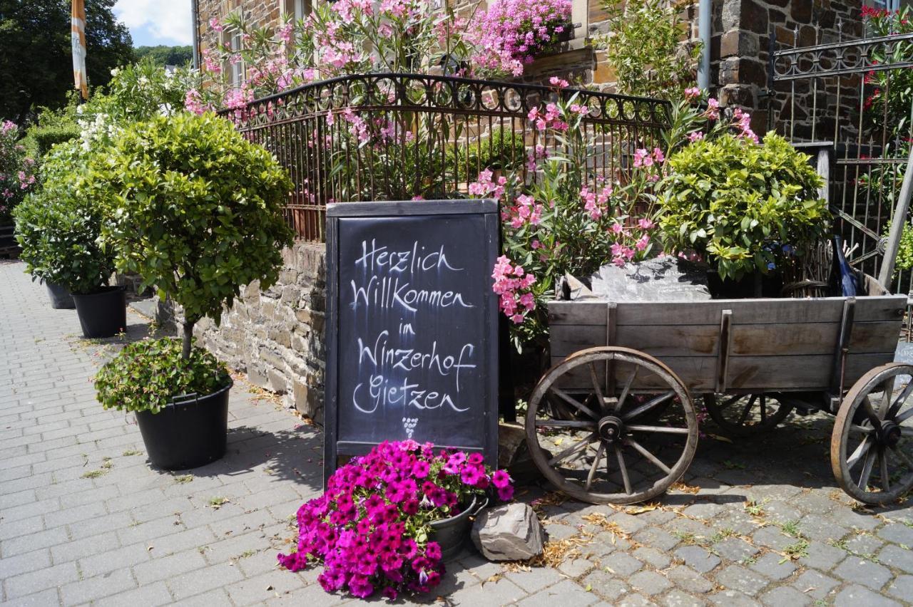 Winzerhof Gietzen Hotel Hatzenport Ngoại thất bức ảnh